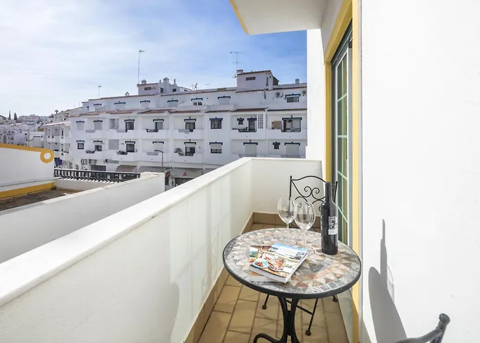 Casa Do Mundo Carvoeiro (Lagoa)